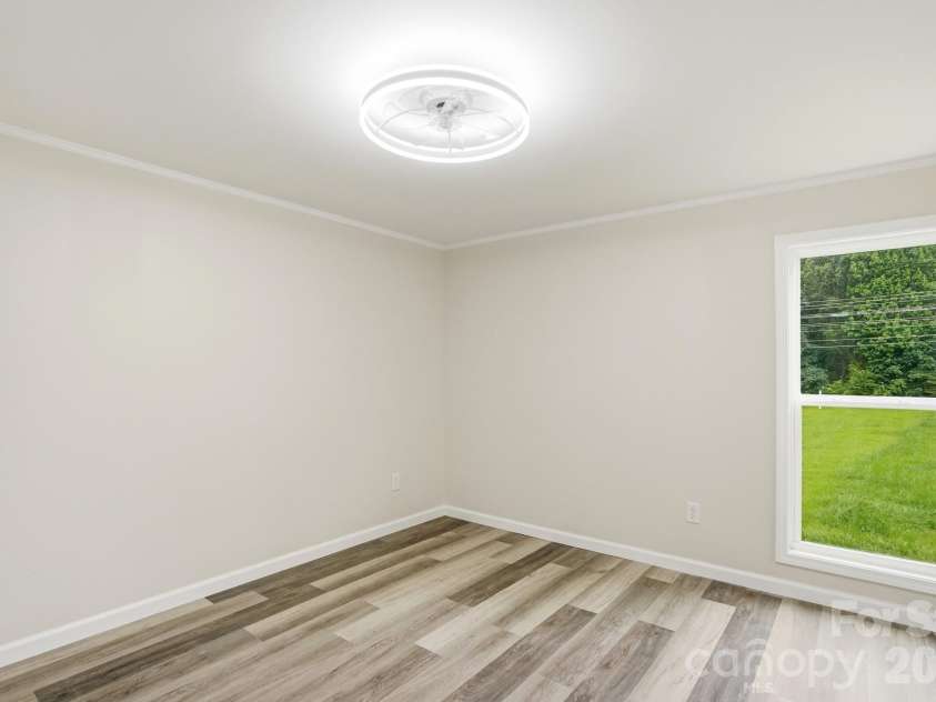 241 Presbyterian Road, Mooresville, NC 28115.  MLS# CAR4390840, YatesRealty ID 31945. 