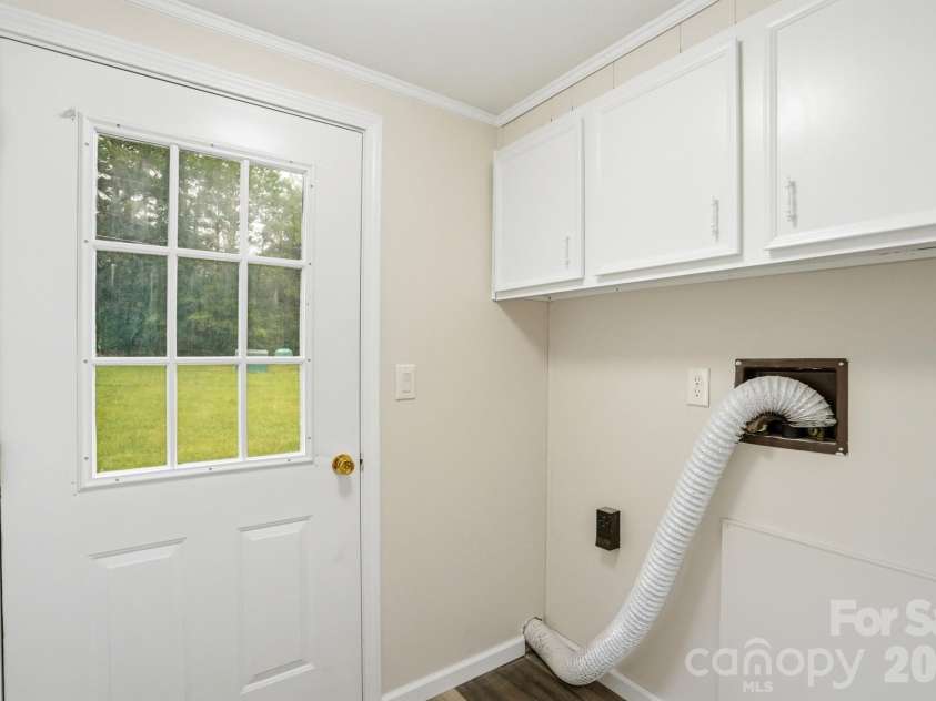 241 Presbyterian Road, Mooresville, NC 28115.  MLS# CAR4390840, YatesRealty ID 31945. 