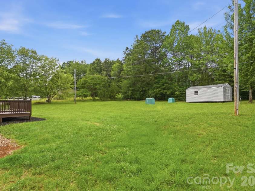 241 Presbyterian Road, Mooresville, NC 28115.  MLS# CAR4390840, YatesRealty ID 31945. 