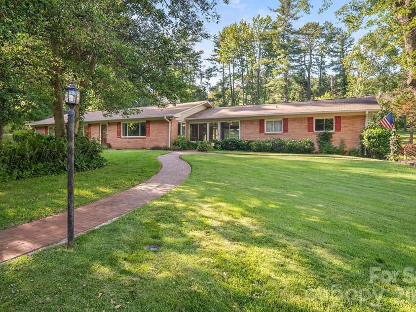 1235 Ashby Lane, Hendersonville, NC 28791.  MLS# CAR4389062, YatesRealty ID 31946. 