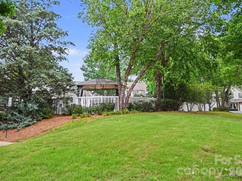 1005 Silver Spring Road, Fort Mill, SC 29715.  MLS# CAR4386266, YatesRealty ID 31947. 