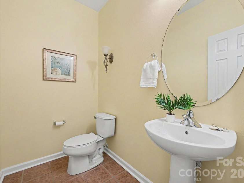 1005 Silver Spring Road, Fort Mill, SC 29715.  MLS# CAR4386266, YatesRealty ID 31947. Half bath down