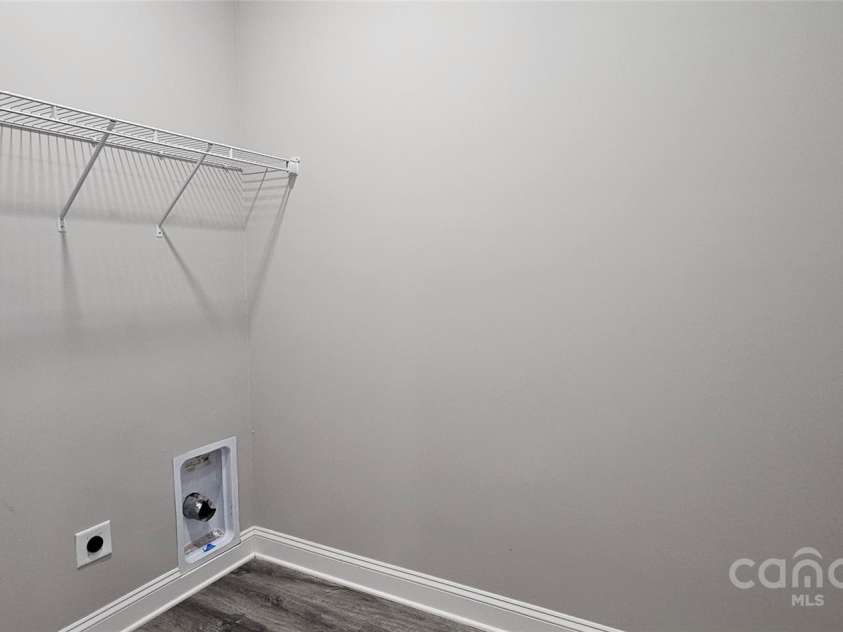 305 C Avenue, Maiden, NC 28650.  MLS# CAR4291913, YatesRealty ID 31948. 