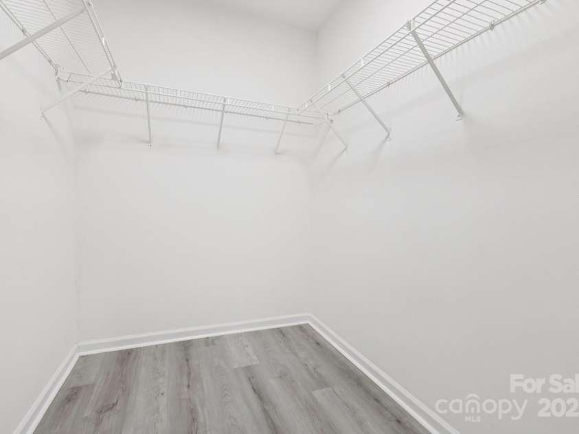 609 Billingsley Road, Charlotte, NC 28211.  MLS# CAR4291320, YatesRealty ID 31949. 