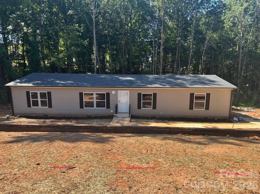 178 Clear Springs Road, Mooresville, NC 28115.  MLS# CAR4342278, YatesRealty ID 3195. 