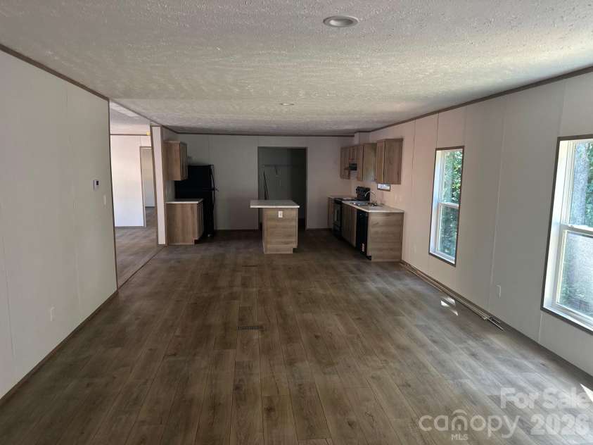 178 Clear Springs Road, Mooresville, NC 28115.  MLS# CAR4342278, YatesRealty ID 3195. 