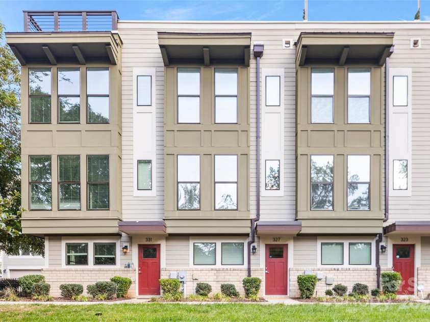 327 Uptown West Drive, Charlotte, NC 28208.  MLS# CAR4239942, YatesRealty ID 3195. Walkable!