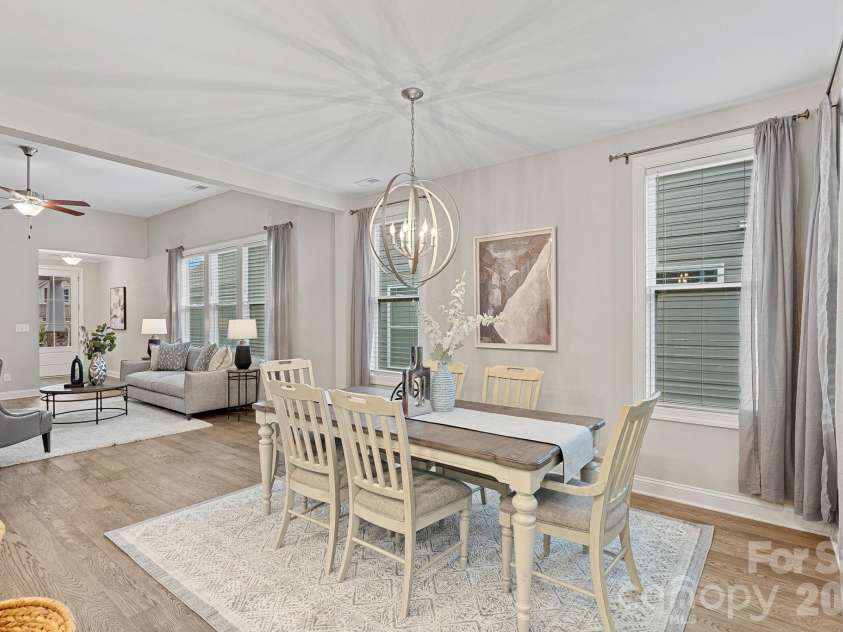 5536 Cheerful Lane, Charlotte, NC 28215.  MLS# CAR4344302, YatesRealty ID 3195. Open Floor Plan