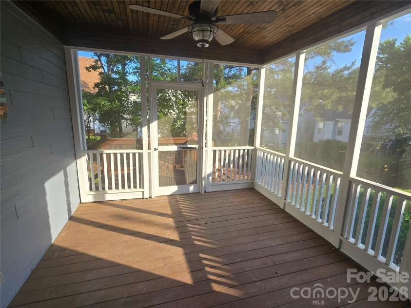 2615 Merion Hills Court, Charlotte, NC 28269.  MLS# CAR4382645, YatesRealty ID 31951. 