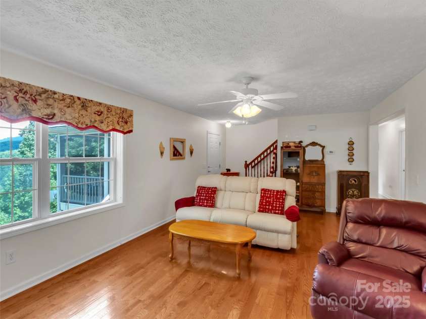 562 Beechwood Drive, Sylva, NC 28779.  MLS# CAR4291137, YatesRealty ID 31953. 