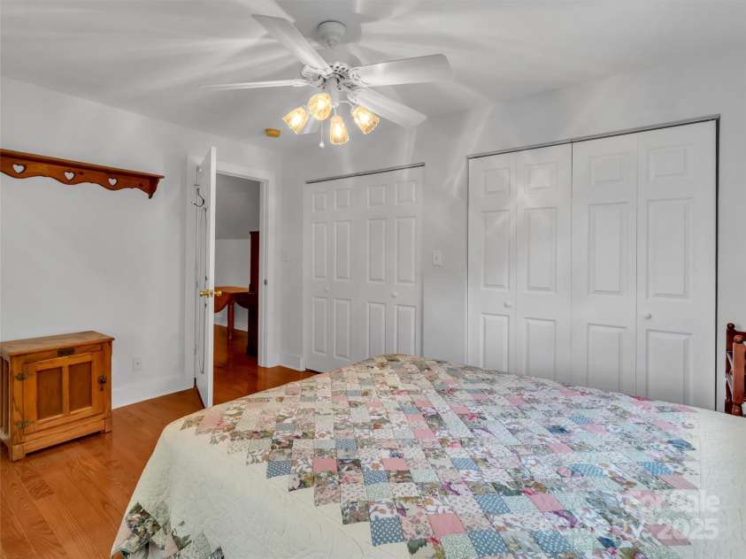 562 Beechwood Drive, Sylva, NC 28779.  MLS# CAR4291137, YatesRealty ID 31953. 