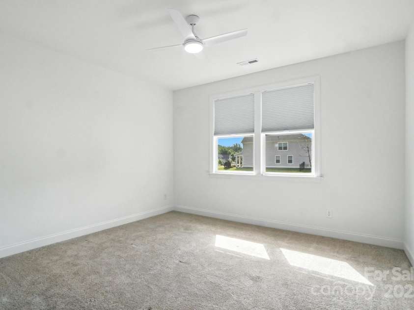 110 Still Creek Drive, Mooresville, NC 28115.  MLS# CAR4301549, YatesRealty ID 31955. 