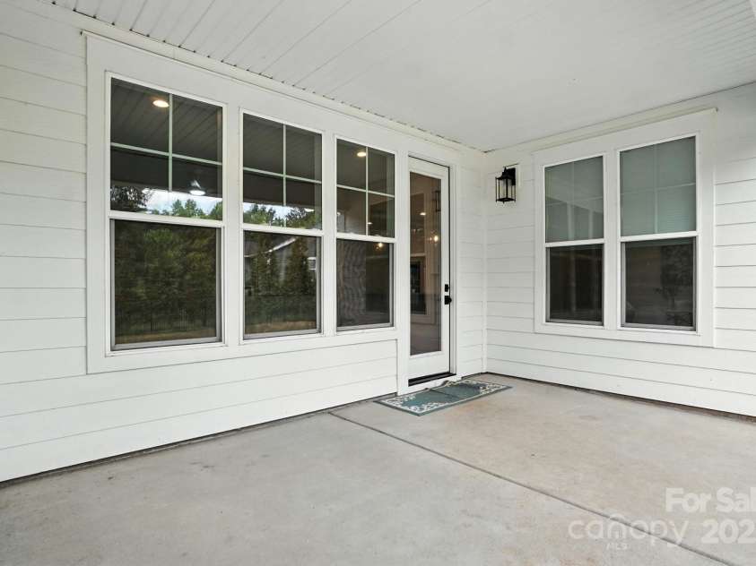 110 Still Creek Drive, Mooresville, NC 28115.  MLS# CAR4301549, YatesRealty ID 31955. 