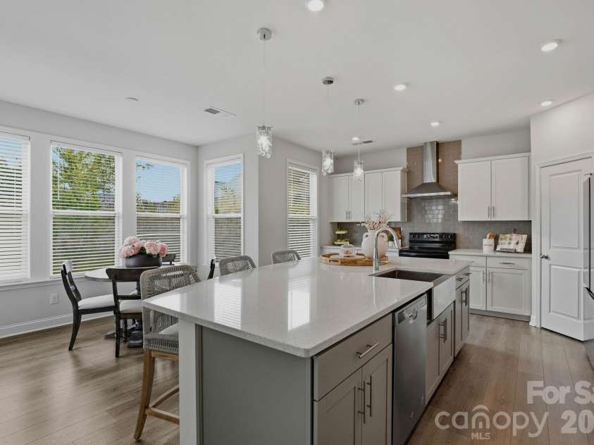 2107 Masons Bend Drive, Fort Mill, SC 29708.  MLS# CAR4391771, YatesRealty ID 31955. 
