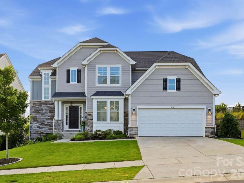 2107 Masons Bend Drive, Fort Mill, SC 29708.  MLS# CAR4391771, YatesRealty ID 31955. 