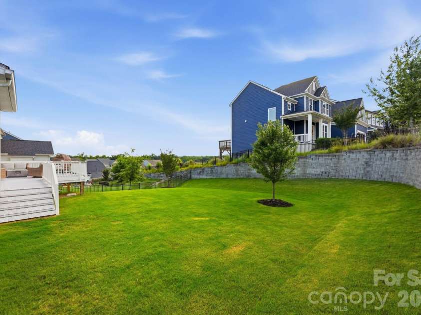 2107 Masons Bend Drive, Fort Mill, SC 29708.  MLS# CAR4391771, YatesRealty ID 31955. 