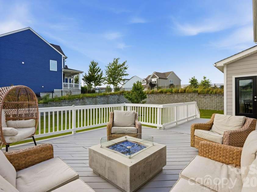 2107 Masons Bend Drive, Fort Mill, SC 29708.  MLS# CAR4391771, YatesRealty ID 31955. 