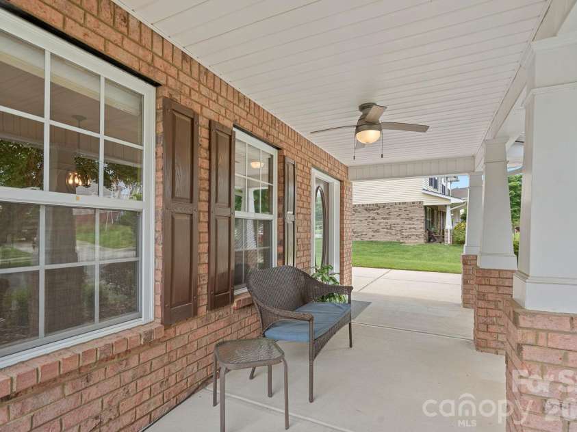 7538 April Mist Trail, Huntersville, NC 28078.  MLS# CAR4392725, YatesRealty ID 31956. 