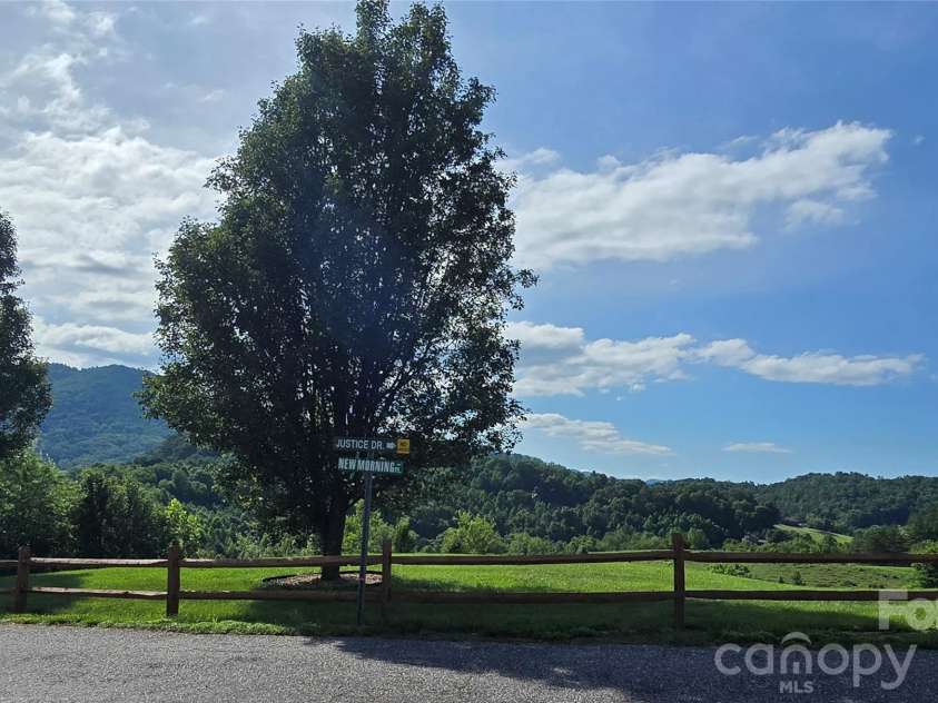 37 Justice Drive, Leicester, NC 28748.  MLS# CAR4393415, YatesRealty ID 31957. 