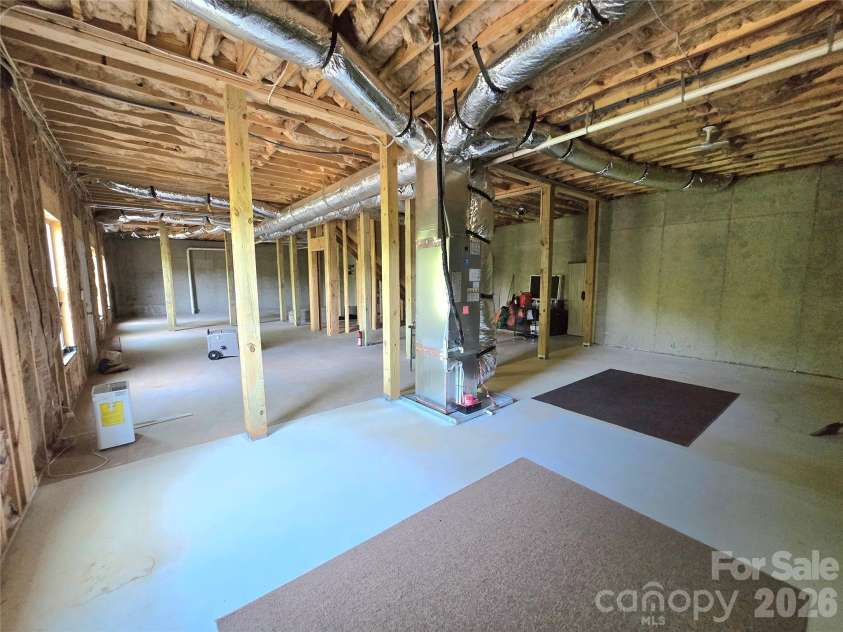 37 Justice Drive, Leicester, NC 28748.  MLS# CAR4393415, YatesRealty ID 31957. 