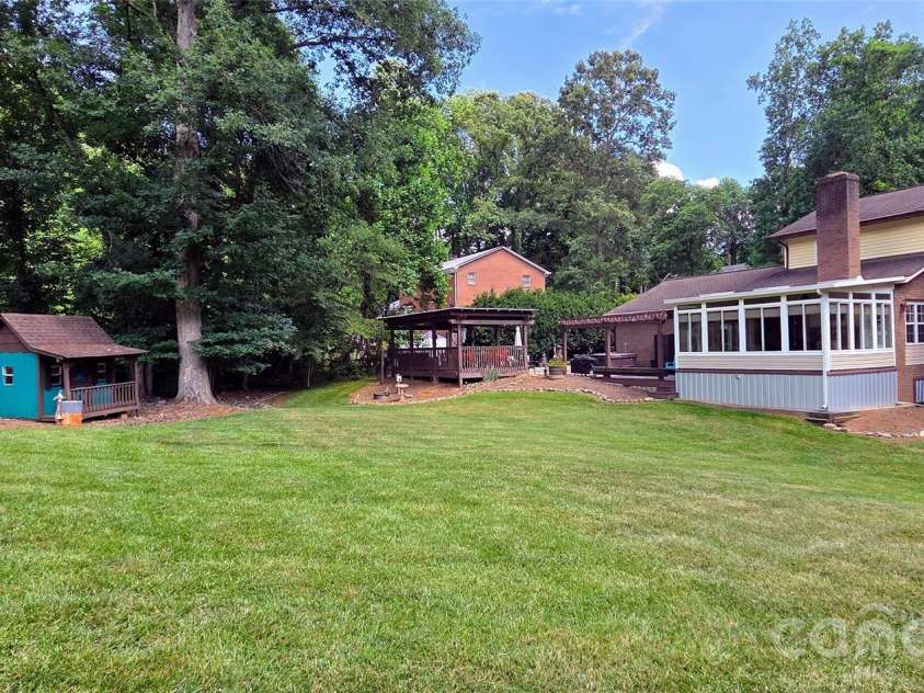 3110 Ninth Tee Drive, Newton, NC 28658.  MLS# CAR4409937, YatesRealty ID 31959. 