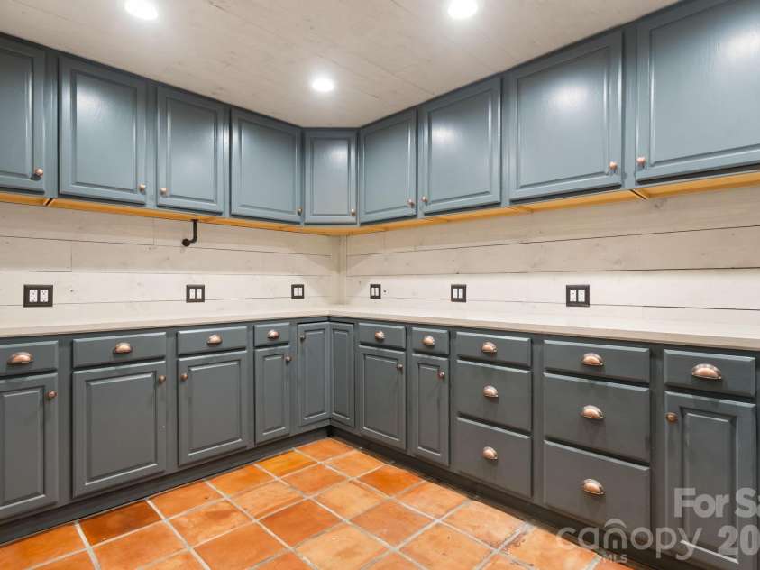 3110 Ninth Tee Drive, Newton, NC 28658.  MLS# CAR4427024, YatesRealty ID 31959. Basement flex area close