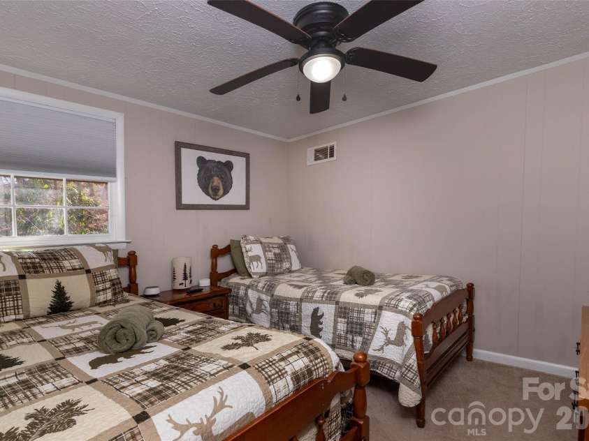 244 Grindstone Knob Road, Whittier, NC 28789.  MLS# CAR4342276, YatesRealty ID 3196. 