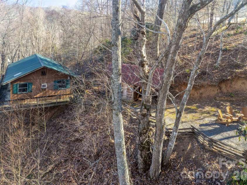 244 Grindstone Knob Road, Whittier, NC 28789.  MLS# CAR4342276, YatesRealty ID 3196. 