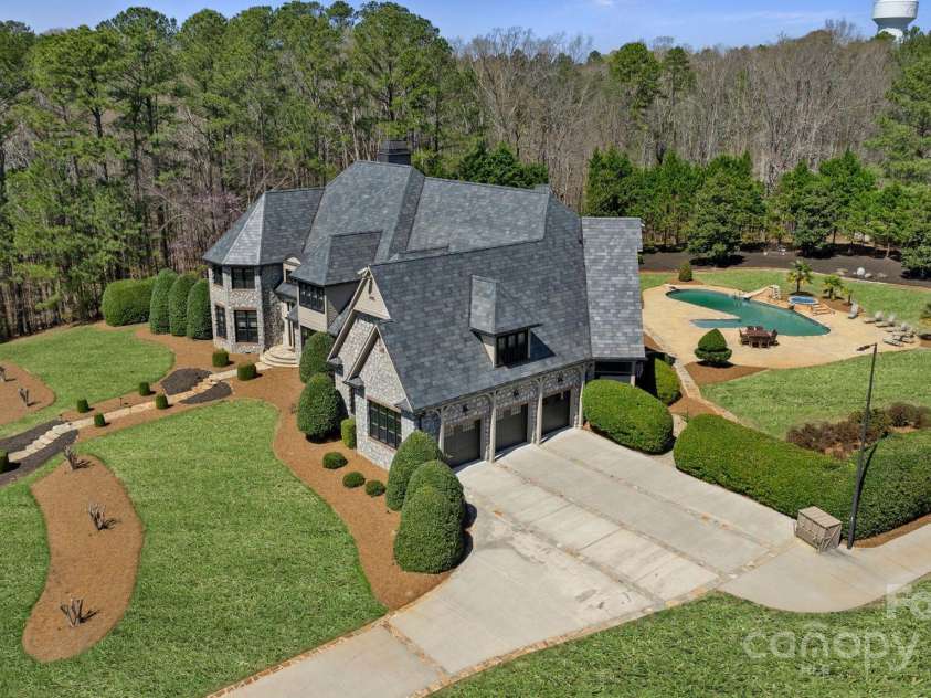 525 Lake Lynn Road, Concord, NC 28025.  MLS# CAR4239397, YatesRealty ID 3196. Aerial view of grounds