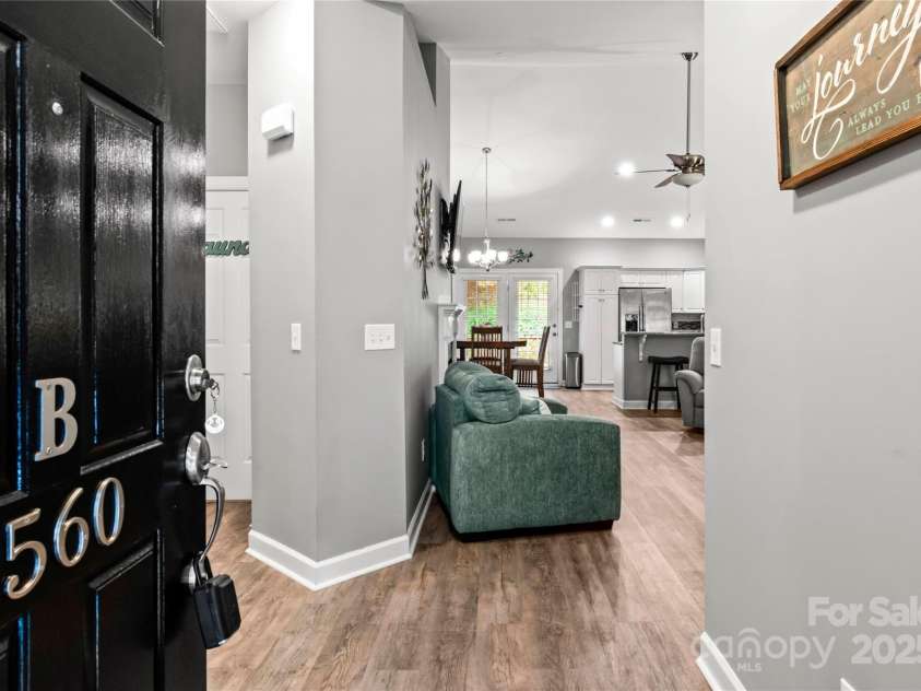1560 Conning Court, Kernersville, NC 27284.  MLS# CAR4291764, YatesRealty ID 31960. 