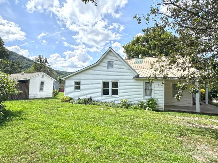 227 Lawson Street, Hot Springs, NC 28743.  MLS# CAR4289070, YatesRealty ID 31961. 