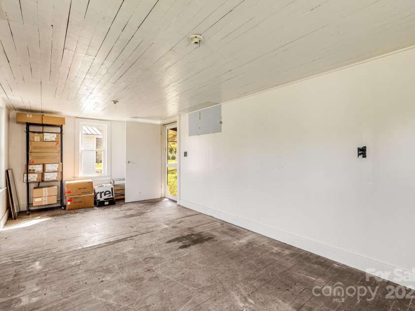 227 Lawson Street, Hot Springs, NC 28743.  MLS# CAR4289070, YatesRealty ID 31961. Studio/storage