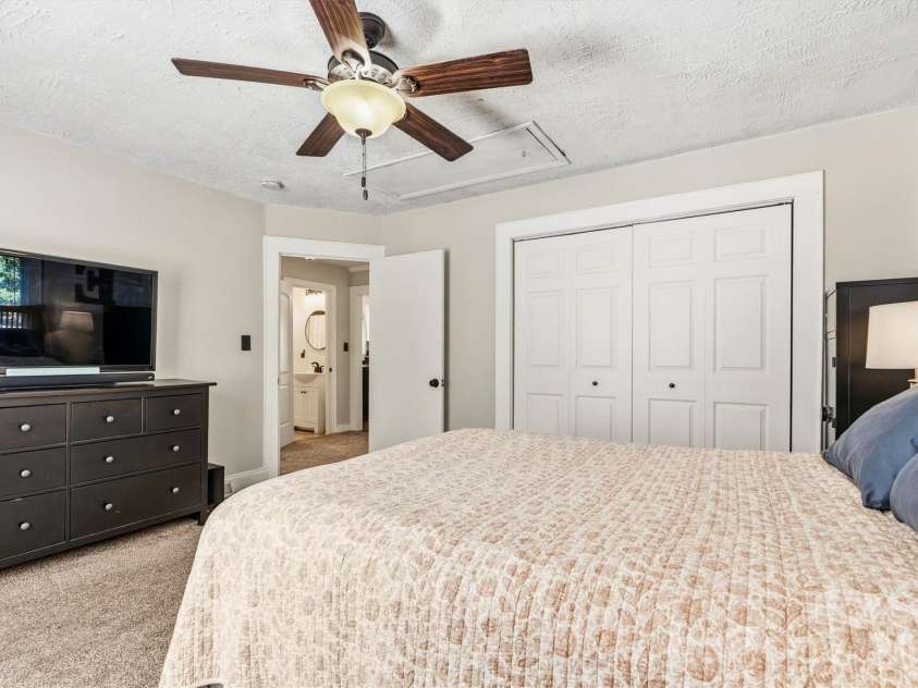 906 Oregon Avenue, Kannapolis, NC 28083.  MLS# CAR4389007, YatesRealty ID 31961. 