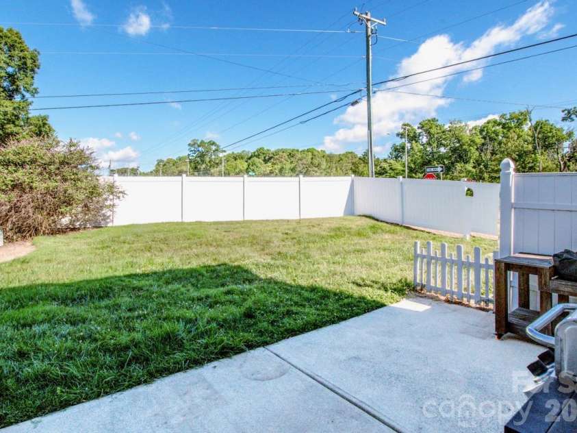 4151 Kenton Glenn Court, Concord, NC 28027.  MLS# CAR4394725, YatesRealty ID 31962. 