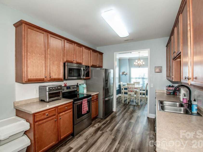 4151 Kenton Glenn Court, Concord, NC 28027.  MLS# CAR4394725, YatesRealty ID 31962. 