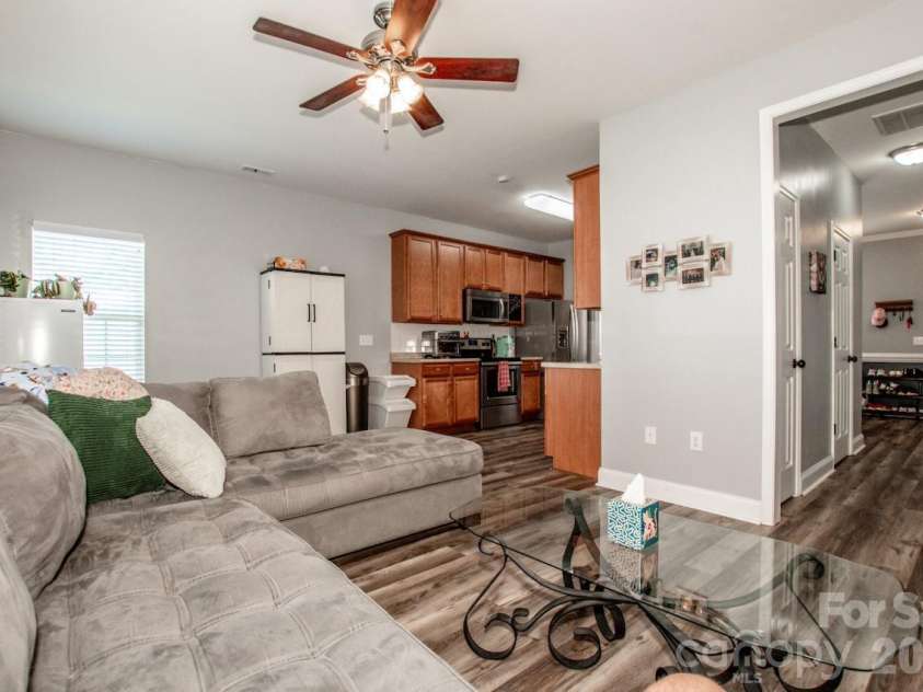 4151 Kenton Glenn Court, Concord, NC 28027.  MLS# CAR4394725, YatesRealty ID 31962. 