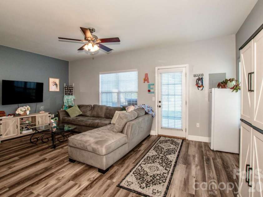 4151 Kenton Glenn Court, Concord, NC 28027.  MLS# CAR4394725, YatesRealty ID 31962. 
