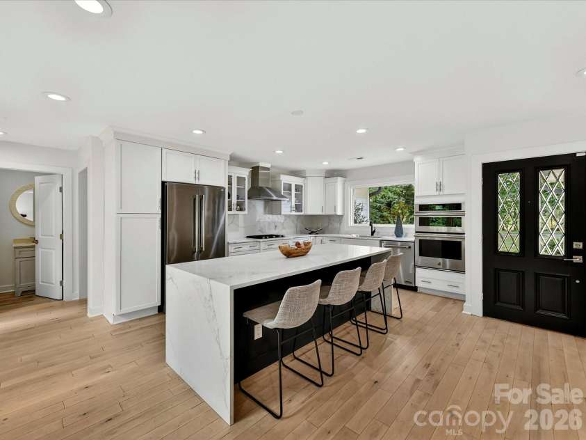 1801 Matheson Avenue, Charlotte, NC 28205.  MLS# CAR4388505, YatesRealty ID 31963. 