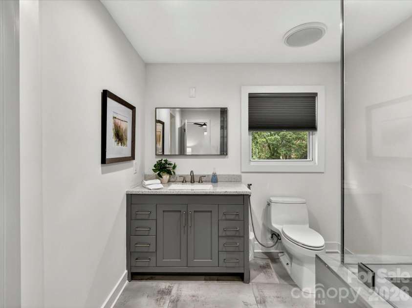 1801 Matheson Avenue, Charlotte, NC 28205.  MLS# CAR4388505, YatesRealty ID 31963. 