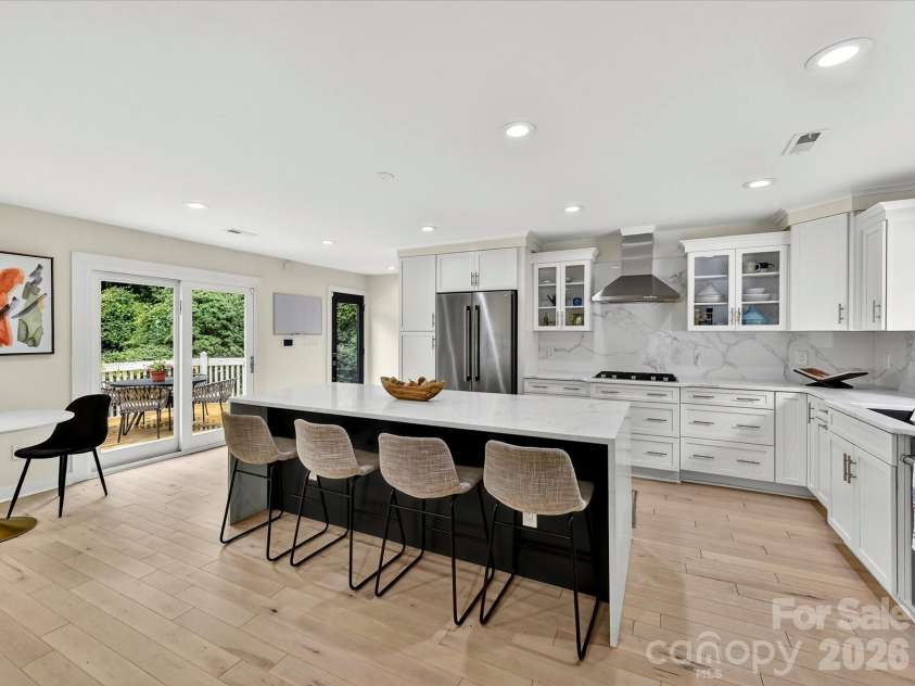 1801 Matheson Avenue, Charlotte, NC 28205.  MLS# CAR4388505, YatesRealty ID 31963. 