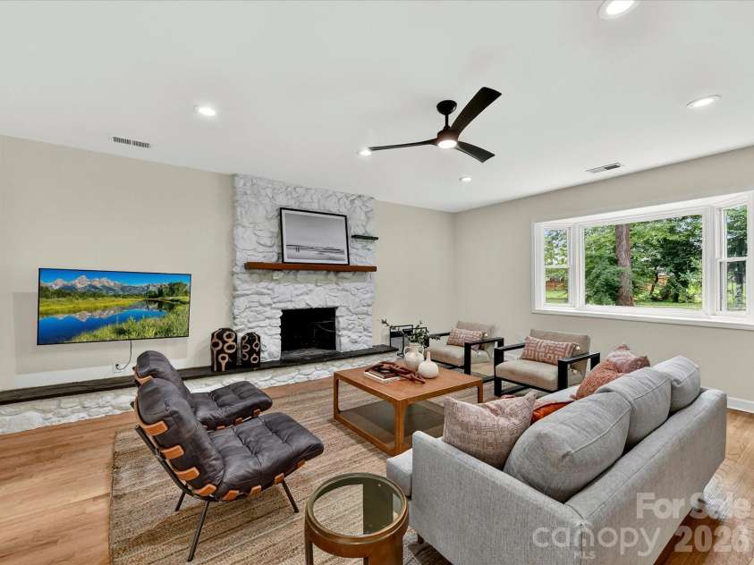 1801 Matheson Avenue, Charlotte, NC 28205.  MLS# CAR4388505, YatesRealty ID 31963. 