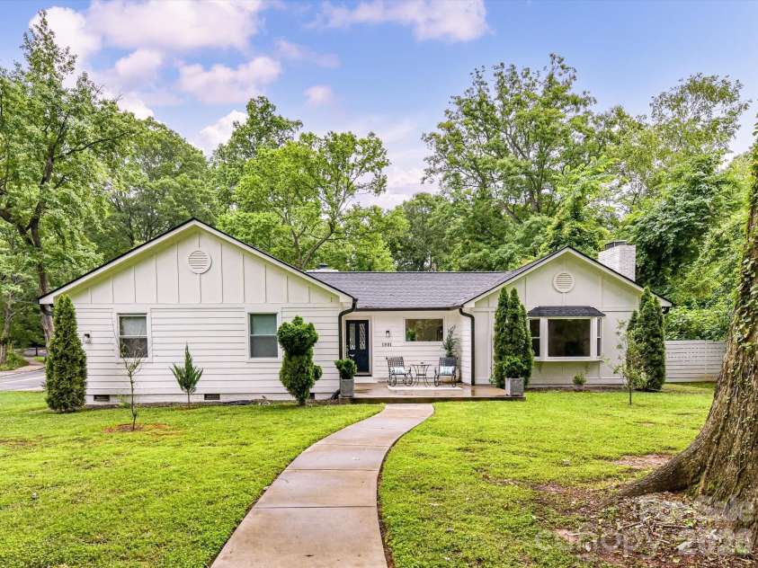 1801 Matheson Avenue, Charlotte, NC 28205.  MLS# CAR4388505, YatesRealty ID 31963. 