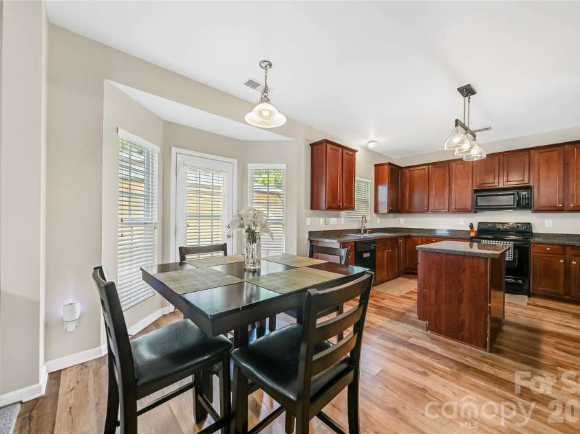 1721 Canebrook Glen, York, SC 29745.  MLS# CAR4394844, YatesRealty ID 31964. 