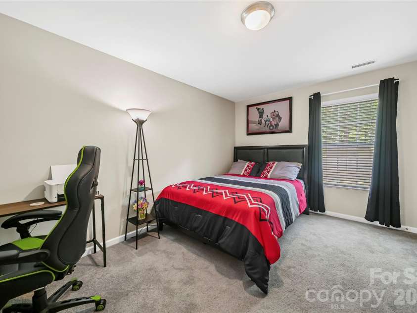 1721 Canebrook Glen, York, SC 29745.  MLS# CAR4394844, YatesRealty ID 31964. 