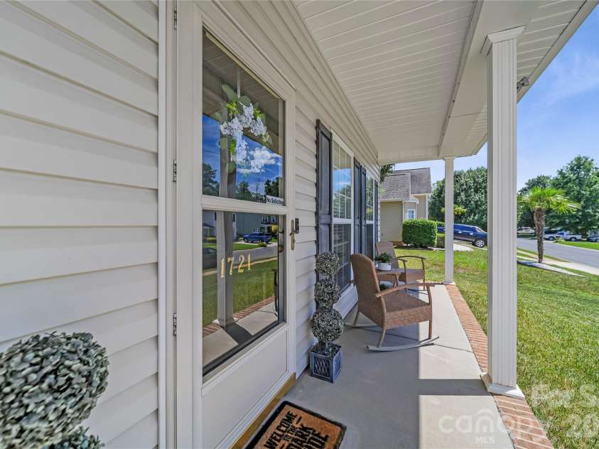 1721 Canebrook Glen, York, SC 29745.  MLS# CAR4394844, YatesRealty ID 31964. 