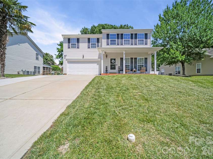 1721 Canebrook Glen, York, SC 29745.  MLS# CAR4394844, YatesRealty ID 31964. 