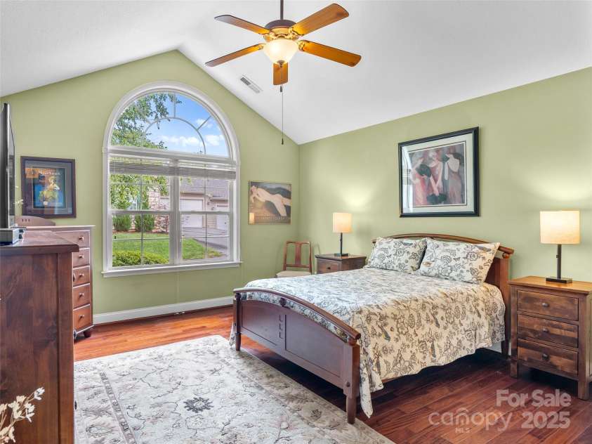 32 Mountain Meadow Circle, Weaverville, NC 28787.  MLS# CAR4290128, YatesRealty ID 31965. 