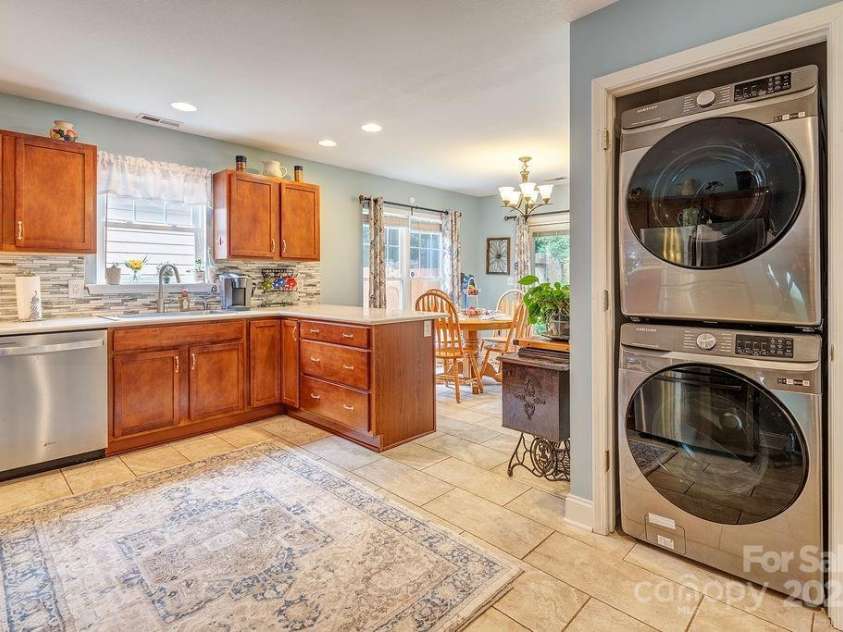 14 Kaylor Drive, Arden, NC 28704.  MLS# CAR4292091, YatesRealty ID 31966. 