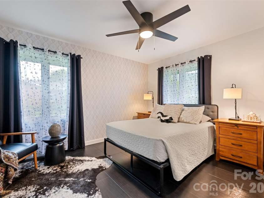 225 Valley View Terrace, Waynesville, NC 28786.  MLS# CAR4393686, YatesRealty ID 31966. 