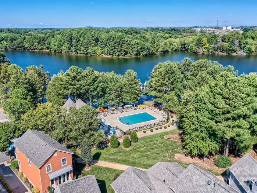 275 Bridges Farm Road, Mooresville, NC 28115.  MLS# CAR4244673, YatesRealty ID 31968. 